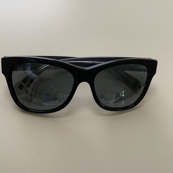 Chanel sunglasses main image 7